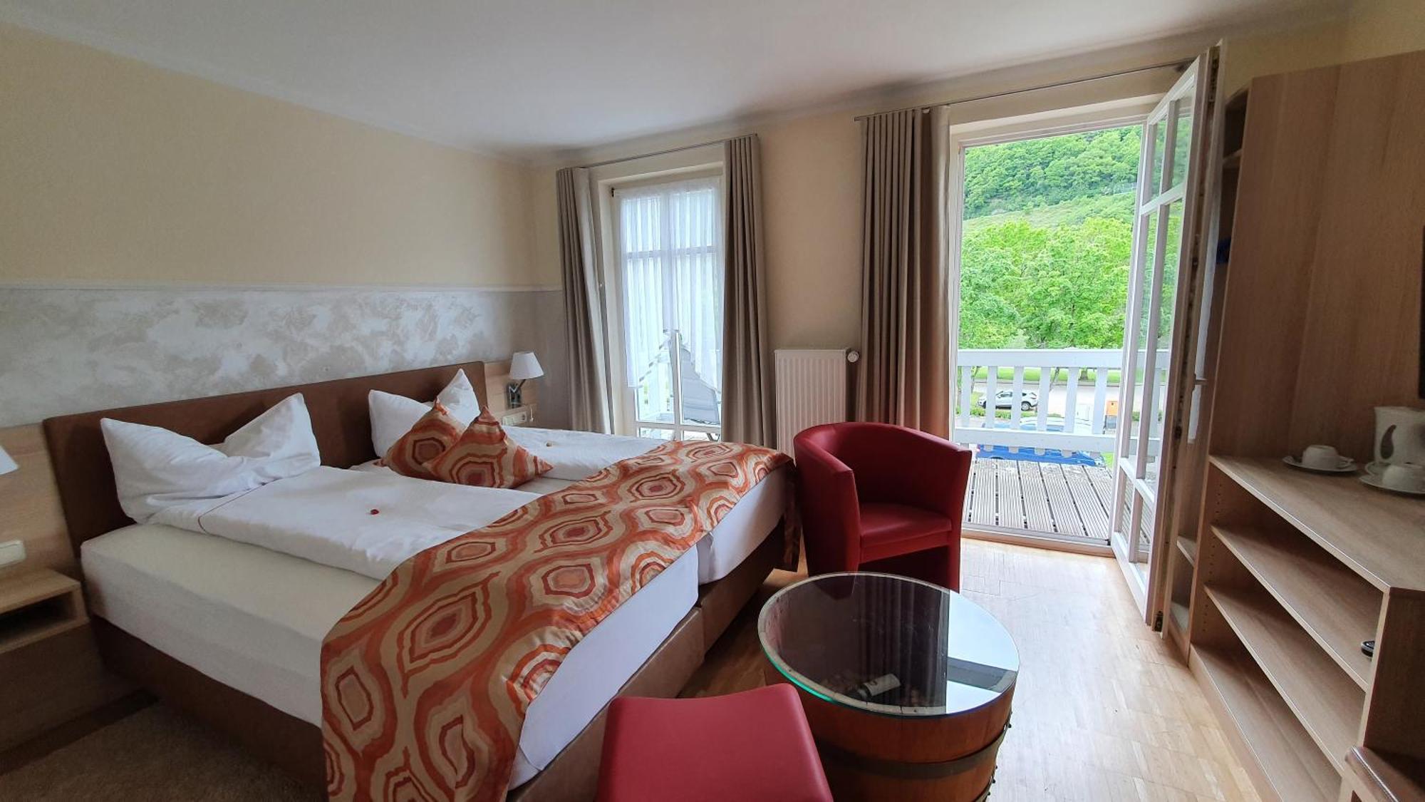 Hotel Zum Anker-Thulls Restaurant Neumagen-Dhron Kültér fotó