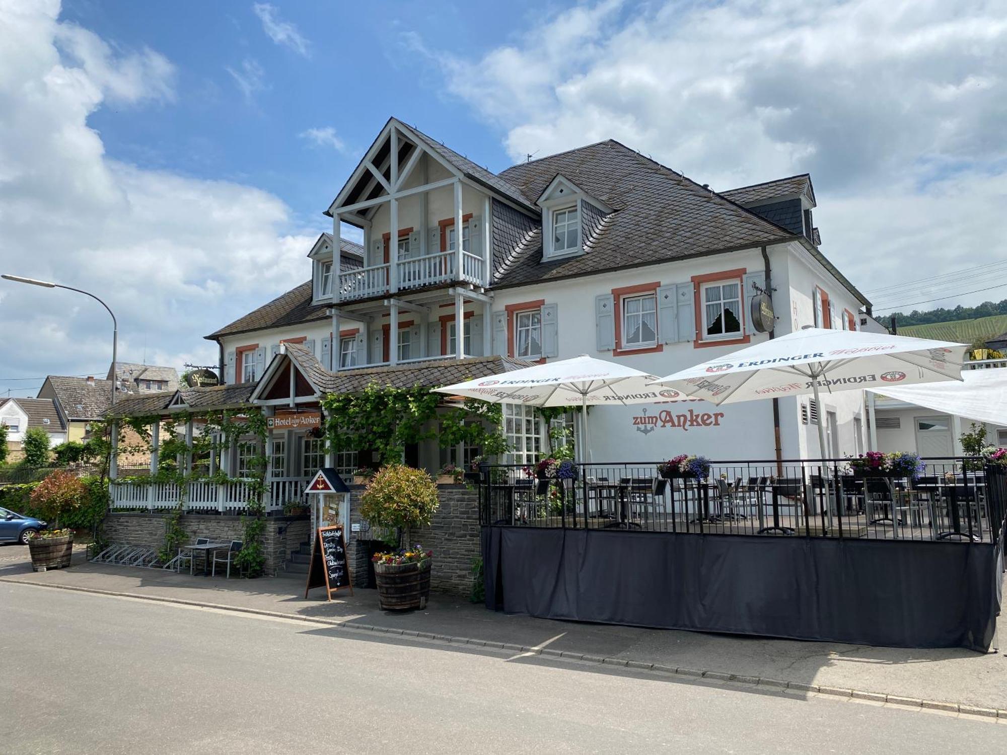 Hotel Zum Anker-Thulls Restaurant Neumagen-Dhron Kültér fotó