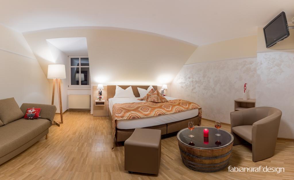 Hotel Zum Anker-Thulls Restaurant Neumagen-Dhron Kültér fotó