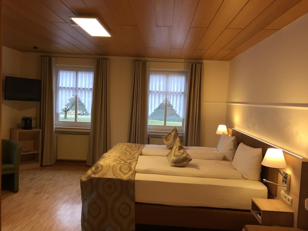 Hotel Zum Anker-Thulls Restaurant Neumagen-Dhron Kültér fotó
