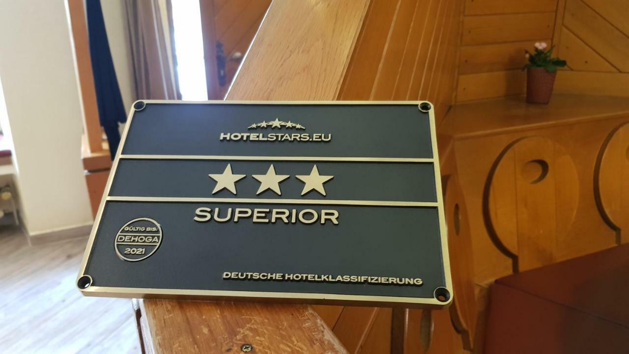 Hotel Zum Anker-Thulls Restaurant Neumagen-Dhron Kültér fotó